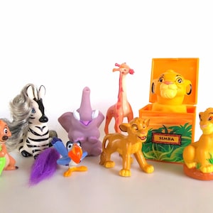 Vintage Disney The Lion King Figures Simbas, Zebra, Elephant, Timon, Giraffe and Zazu Retro 90s Toys