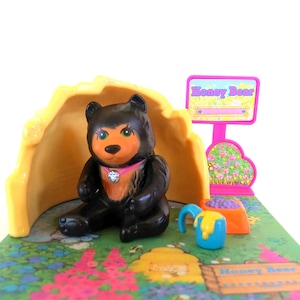 Vintage Littlest Pet Shop Honey Bear Zoo Playset 1993 Kenner