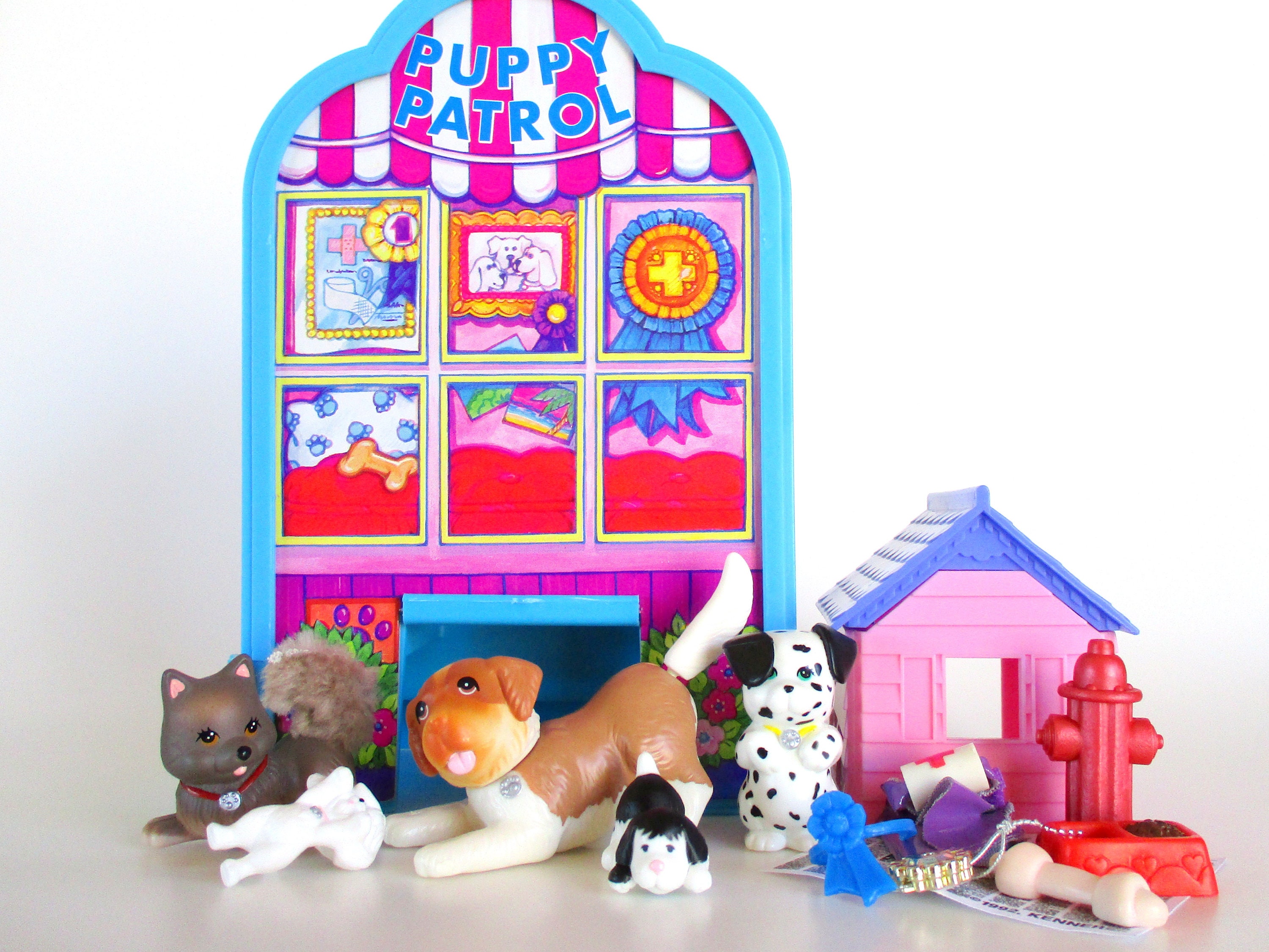 Kenner - littlest pet shop - puppy pals with playhouse