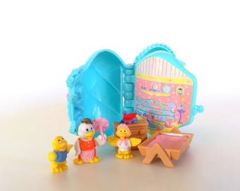 Vintage Littlest Pet Shop Toddling Turtles on Paradise