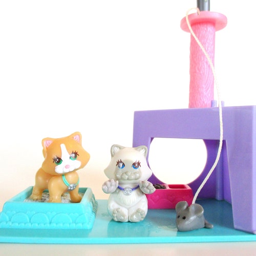 Vintage Littlest Pet Shop Mommy and Baby Kitties Playset by Etsy