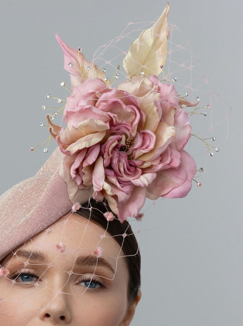 Rose gold fascinator, Kentucky derby headpiece, Rose gold luncheon hat image 4