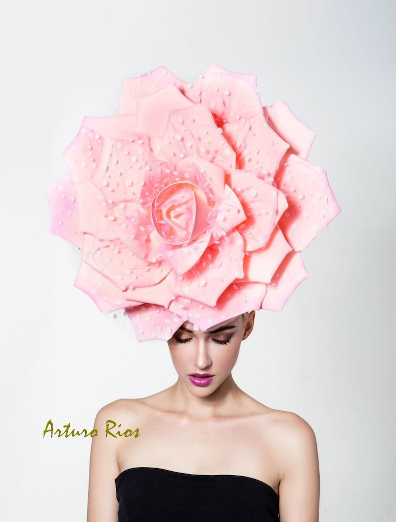 Couture pink rose with polkadots, Pink kentucky derby hat, Oaks day pink Hat, melbourne cup hat 
