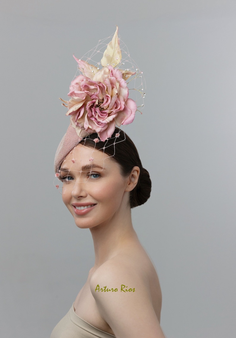 Rose gold fascinator, Kentucky derby headpiece, Rose gold luncheon hat image 1