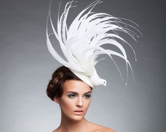 Off white Bird Fascinator, kentucky derby hat, melbourne cup fascinator , Royal Ascot fascinator