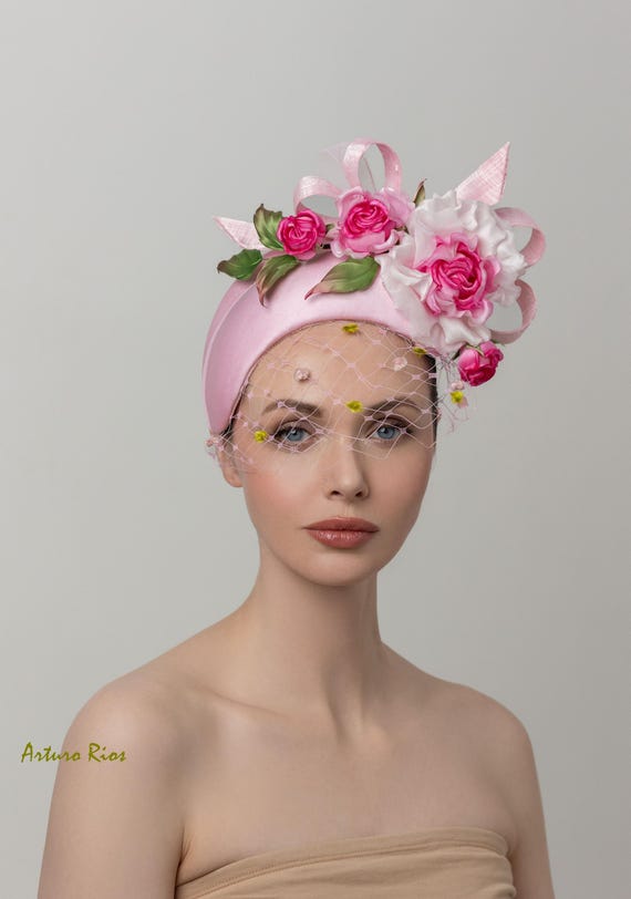 Pink Perching Headband Style Fascinator, Pink Derby Oaks  display picture 1