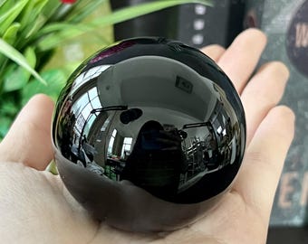 Natural Black Obsidian Crystal Sphere Ball, Volcanic Glass Scrying Ball for Protection Meditation, Healing Crystal Home Decor Crystal Gifts
