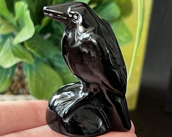 Black Obsidian Raven Figurine, Hand Carved Natural Crystal Raven Sculpture, Protection Stone, Gothic Decor, Meditation Altar, Desk Ornaments