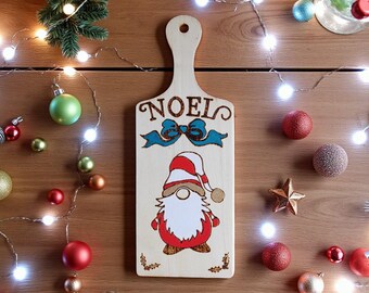 Christmas pyrography with gonks