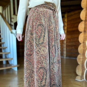 Vtg Bohemian Velvet Skirt – Paisley Pattern, Floor Length, size S