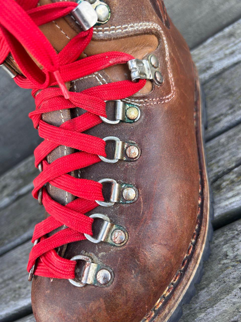 Vintage LOWA 3.5/ EU 36 Mountaineering Hiking Leather Boots  display picture 3