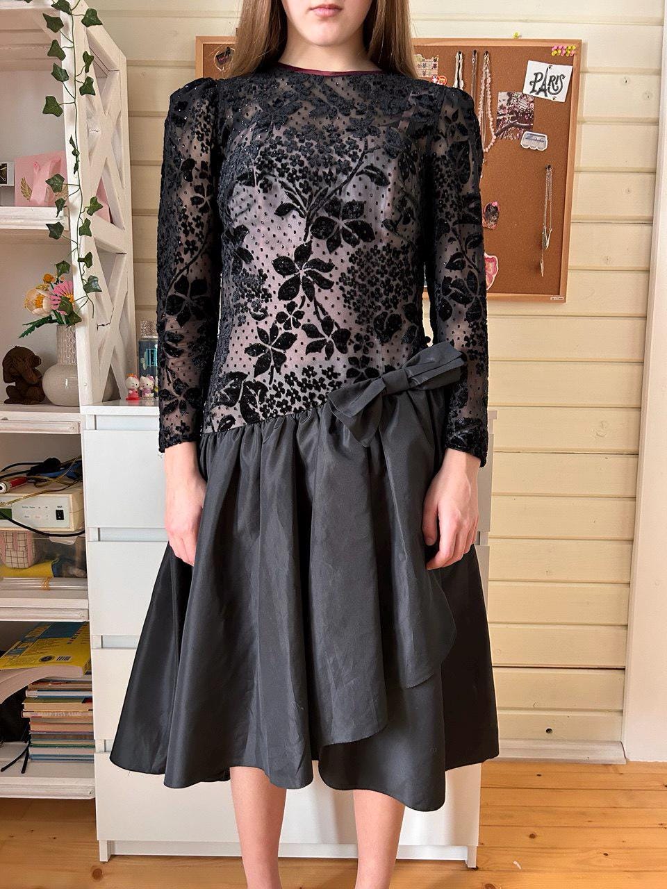 chinese dress ladies Black Sequin Raglan Sleeve Cropped Top  Hilary Radley