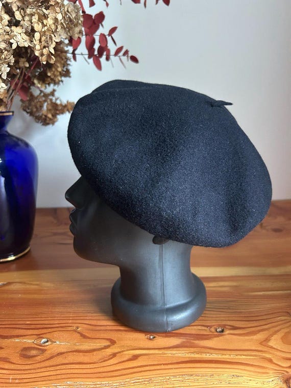 Vrai Basque Black Wool Beret vintage 59 9.5 Vintage vrai basque wool - Gem main image 3