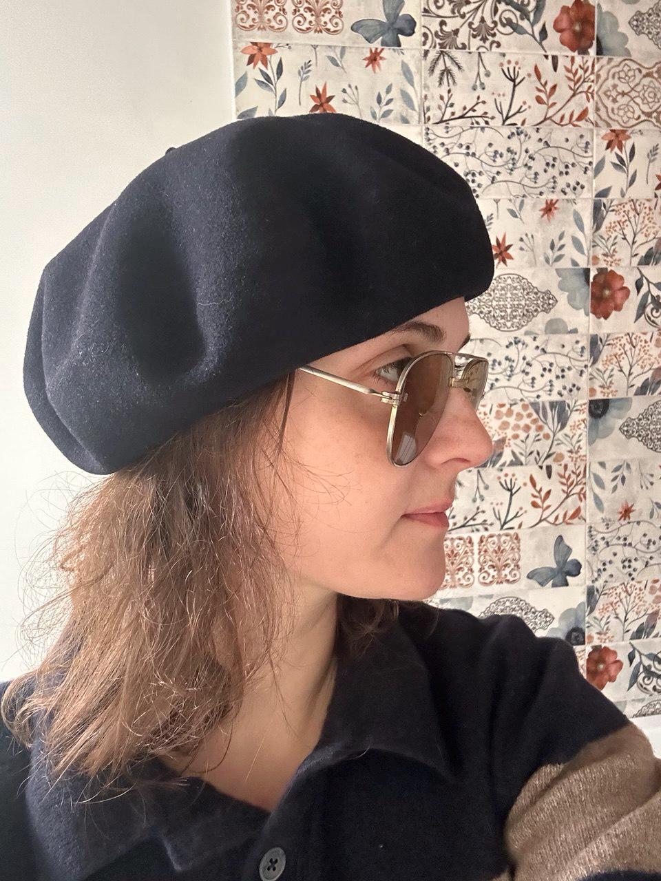 Vintage Hoquy Beret | French Wool Artist Hat | Black Classic  display picture 1