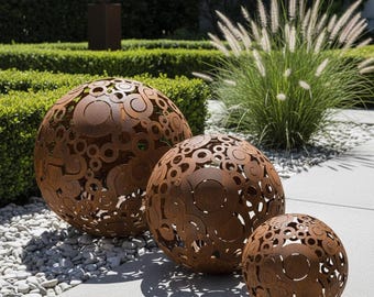 Sfera decorativa in metallo, motivo traforato simbolo dell’infinito, ornamento da giardino rustico stile loft