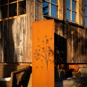 Gartensichtschutz aus rostigem Stahl mit Löwenzahn-Motiv – Dekoratives Panel für den Außenbereich