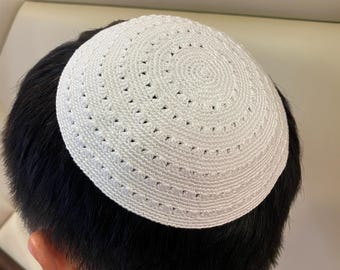 Fancy White Kippah | 12-20cm | DMC Cotton | 100% Hand Crocheted