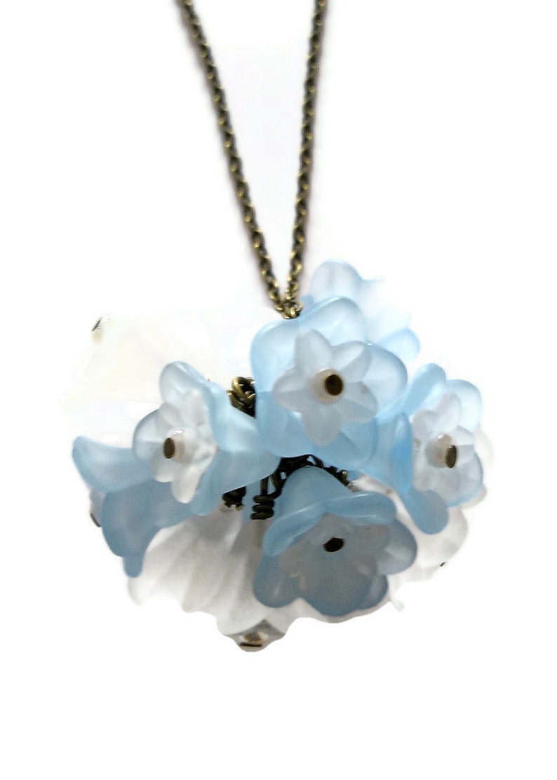 flower cluster necklace