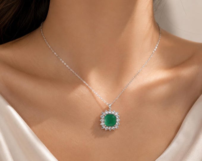 925 Sterling Silver Emerald Green Halo Pendant Necklace Cushion Cut Crystal Charm Gift for Her