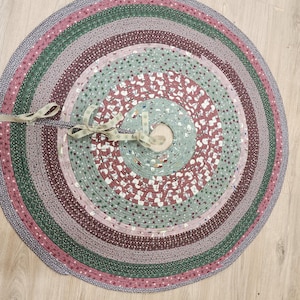 Snowman Tree Skirt