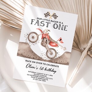 Gepersonaliseerde crossmotor 1e verjaardagsuitnodiging | Afdrukbare uitnodiging eerste feest crossmotor | Gemakkelijk af te drukken en te delen
