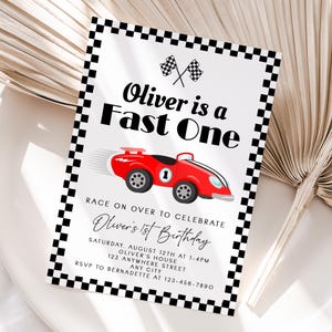 Gepersonaliseerde 1e verjaardagsuitnodiging raceauto | Afdrukbare Fast One Car Racing-feestuitnodiging | Eenvoudig afdrukken en delen | Snelle levering
