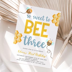 Faire-part personnalisé pour le 3e anniversaire d'une abeille | Invitation de tiers imprimable | Facile à imprimer et à partager | Livraison rapide
