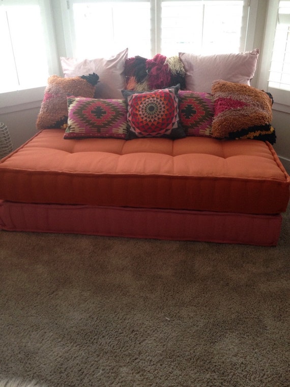 daybed tufted cushion