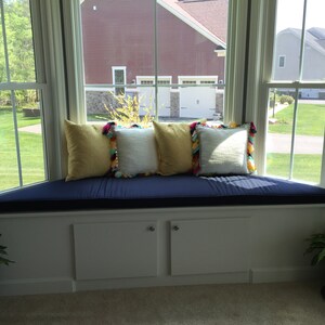 trapezoid bay window bench