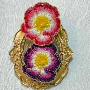 Handmade Beaded Pansy Brooch: Colorful Beadwork Flower Pin