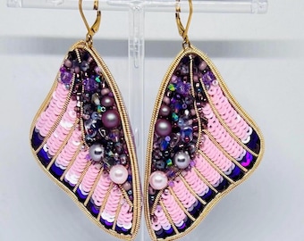 Pendientes de lentejuelas hechos a mano: Joyas con forma de perla