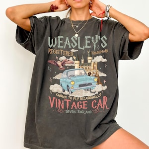 Wizard Flying Car Comfort Colors®Shirt, Vintage Style Weasley Car Tee, Bookish Wizard Shirt, Universal Fan T-shirt,Magical Adventure Apparel