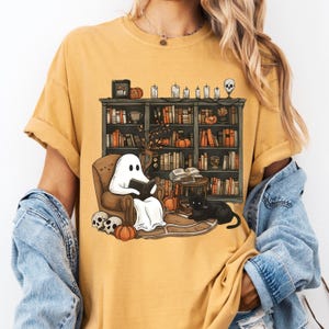 Retro Ghost Reading Books Shirt, Librarian Ghost Halloween Shirt, Comfort Colors®Halloween Teacher Shirt, Teacher Gift, Boo School Shirt