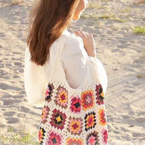 Crochet Granny Square Tote Bag: Handmade Cotton Shoulder Bag