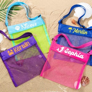Personalisierte Mesh Rucksack Tote, Kinder Strandtasche, Monogramm Rucksack Sea Shell Taschen, Sommer Pool Zubehör, Shell Sammeltasche, Geschenk für Kind