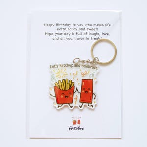 Porte-clés avec carte, cadeau d'anniversaire, ketchup et célébration
