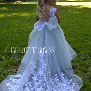 Green flower girl dress, Puffy Green Toddler dress, flower girl dress, Birthday sage girl dress