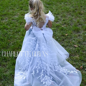 Flower girl dress with Green Tulle, Puffy Green Dress,  White Lace girl dress