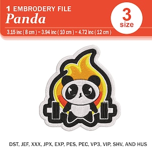 Op de afbeelding: Een borduurbestand met een panda die gewichten heft, met vlammen erachter. Het ontwerp is verkrijgbaar in drie maten: 8 cm, 10 cm en 12 cm.