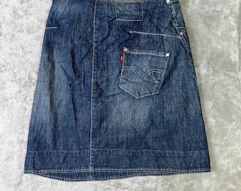 Gonna a portafoglio in denim Levi’s stile anni 2000, blu, asimmetrica, con fibbia utility, modello coreano, 28x20