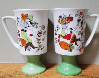 Pair Vintage Arnart Sicilia 1975 Green Pedestal Mugs