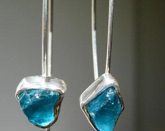 Dangle Rough Teal Blue Apatite Earrings - Sterling Silver - Handmade by Metalmorphoz