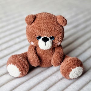 Crochet teddy bear pattern - Crochet bear pattern - Amigurumi teddy bear - Teddy bear pattern - Stuffed teddy pattern - Bear pattern