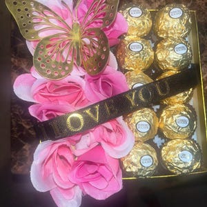 Personalized Luxury Gift Box Ferrero Square Rocher Artificial Roses With Chocolates Flower Arangement Summer Bouquet