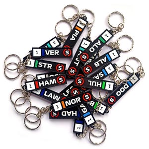 F1 keyring - Etsy 日本 F1ドライバー フィギュア付き キーホルダー 12