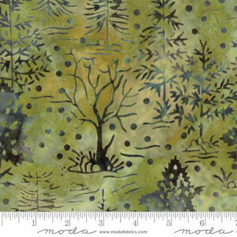 Moss .. moss green trees forest Bear Creek Batiks by Moda Fabrics .. woods 4344 19 Northwoods in light green ..