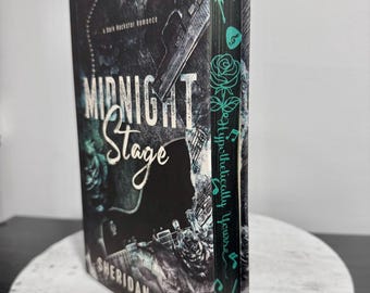 Midnight stage sprayed edge
