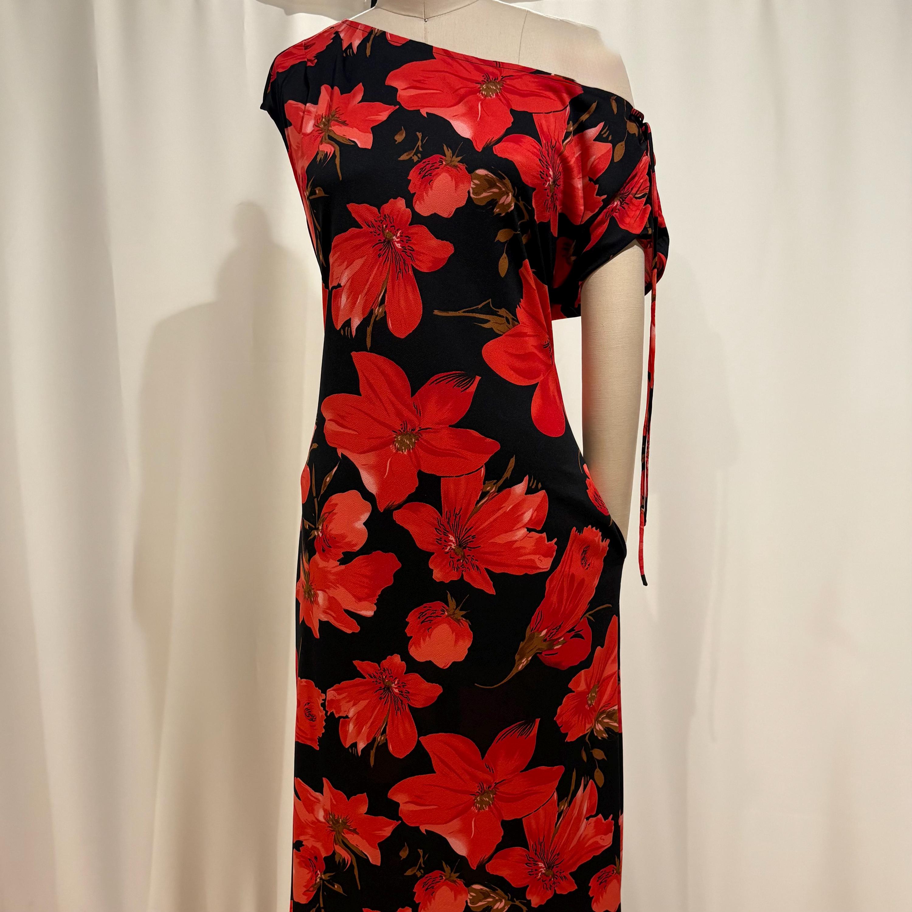 red and black one shoulder dress Drop One-shoulder Dress, Tie Sleeve Accent Chest Size:50