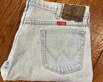 Wrangler Jeans Faded Blue Size 36x32 Straight Leg Vintage 1990s Western Wear Work Party Rodeo Casual Comfy