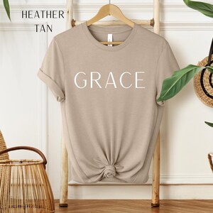Gnade Shirt, anmutiges Shirt, Selbstliebe Shirt, Selbstliebe Club, inspirierendes Shirt, psychische Gesundheit Shirt, Glaube Shirt, christliches Shirt Bild 4